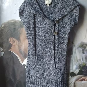 Size LARGE Lady's grey shirt with a hoodie